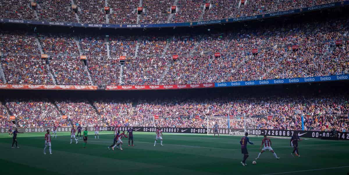 Gather up your team and laugh with them reading our funny soccer puns.