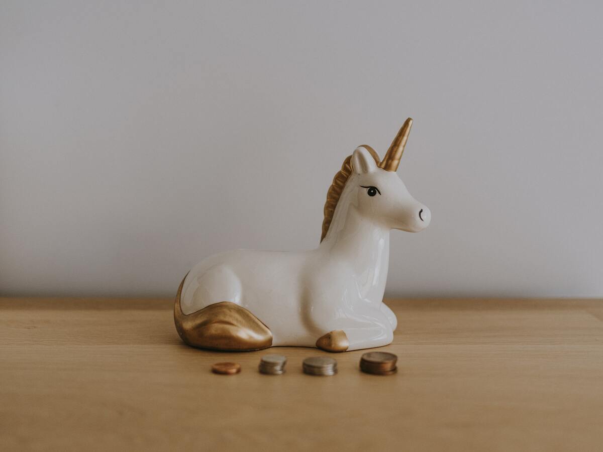 A unicorn pun should be separately termed as a uni-pun.