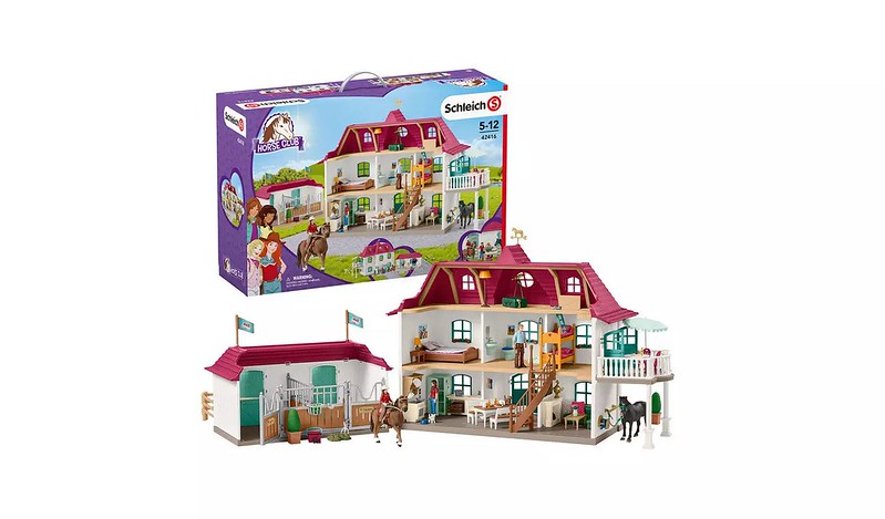 Schleich Horse Club House and Stable - Argos.