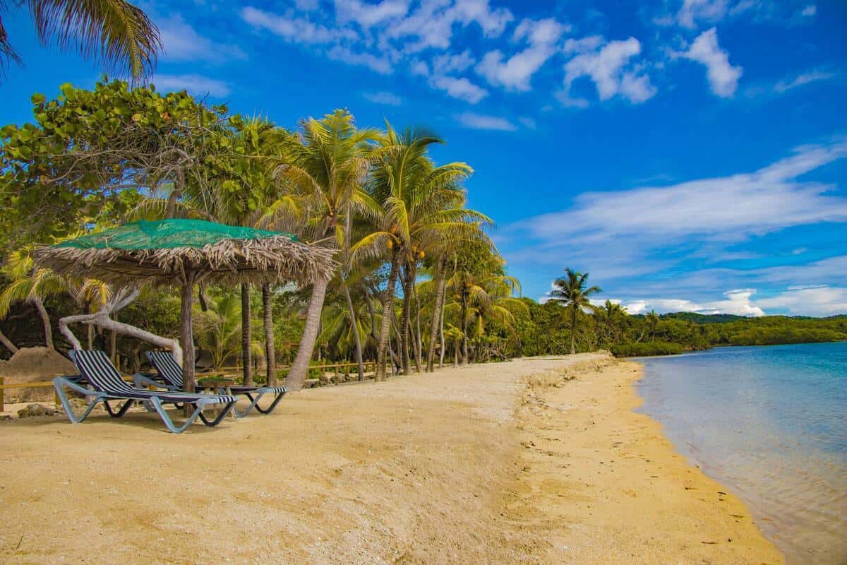 Honduras has miles of coastland on the Caribbean Sea and the Pacific Ocean.