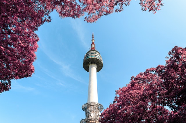 Seoul is home to one of the tallest buildings in the world.