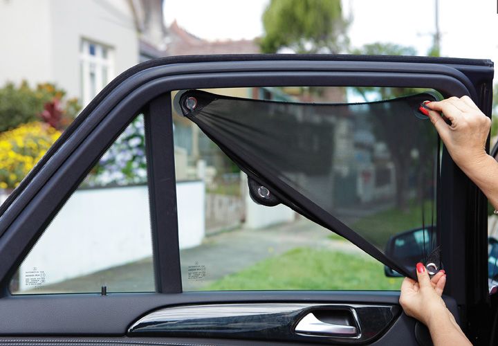 Dreambaby Stretch-To-Fit Adjustable Car Shade.