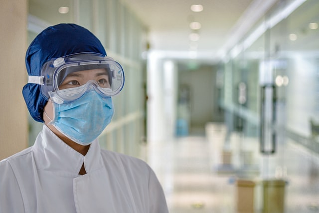 Tell these jokes when nurses draw blood and make the room a bit lighter.