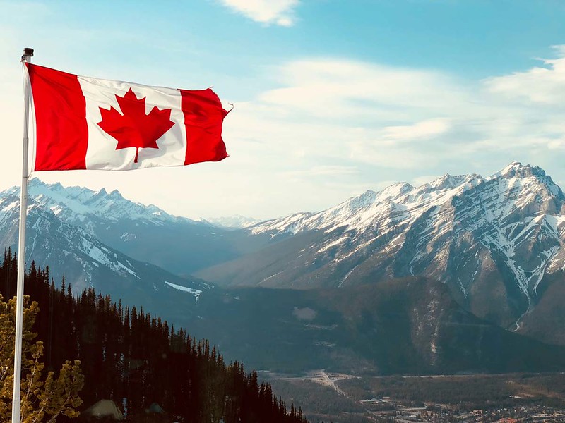 As well as the most common last names in Canada, we have listed some short and sweet surnames too.