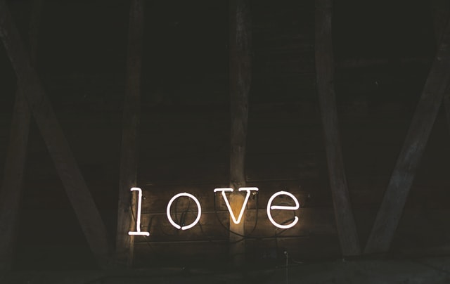 Bittersweet quotes are both beautiful and sad.