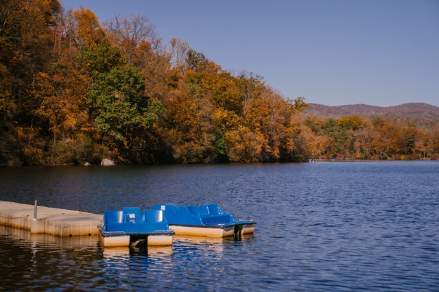 This lake is likewise well known with the name "The Roof Garden of the Lake".
