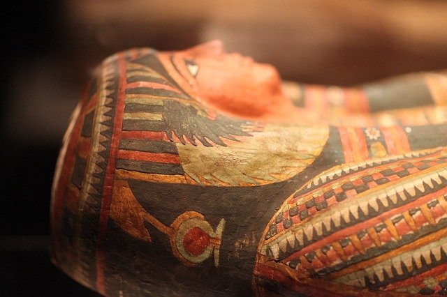 Ancient Egyptian jokes are an absolute blast.