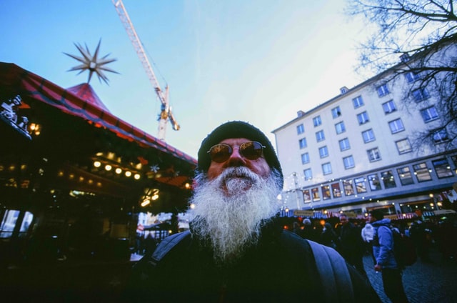 Long beards have a vintage feel to them.