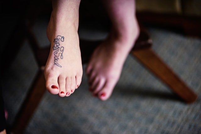 Foot jokes can make be funny and impressive at the same time.
