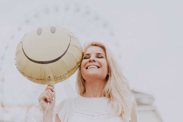 Quotes on positivity and good vibes help inspire others and are good food for thoughts.