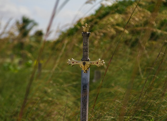There are many types of quotes about different morals by King Arthur.