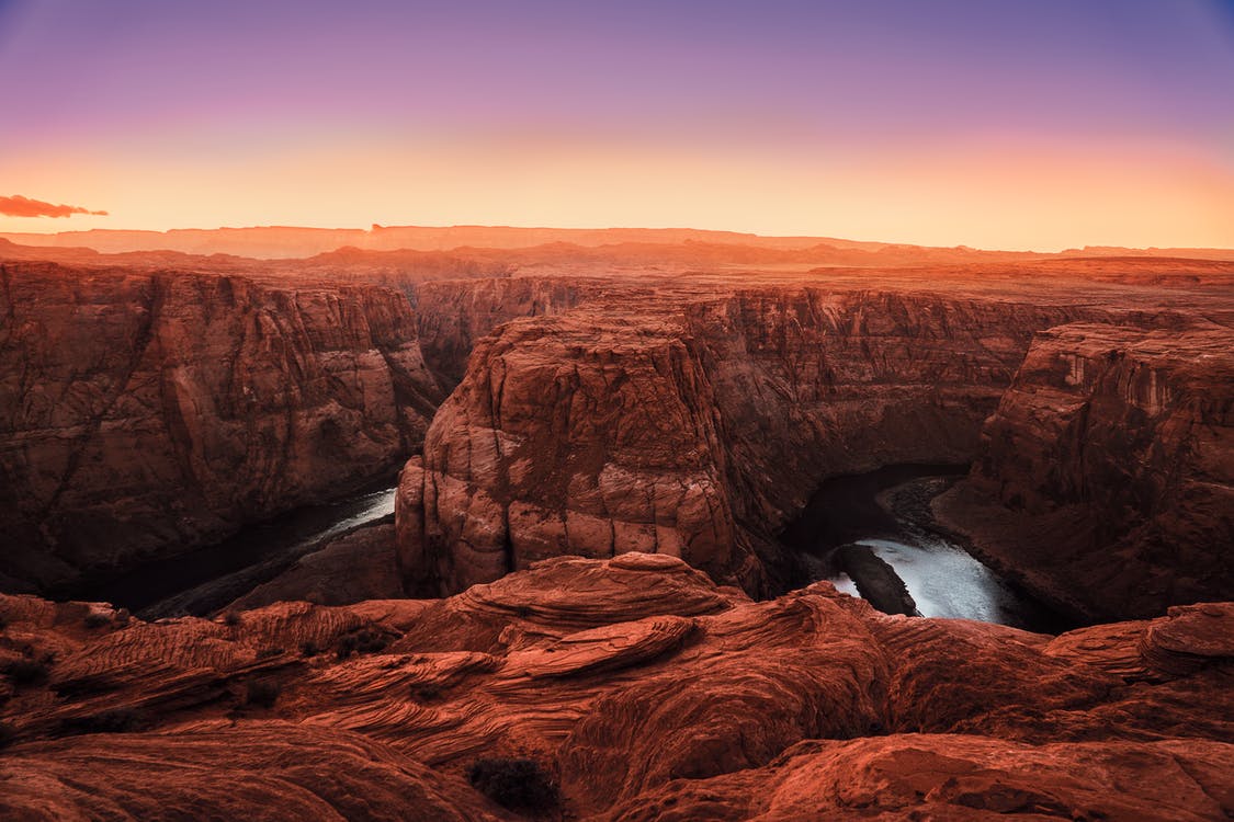 People say there are hidden caves around the Grand Canyon.