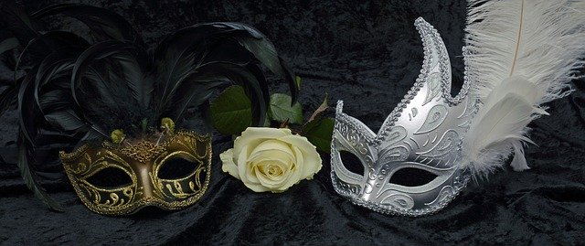 Mask quotes say that we sometimes put on a happy mask to hide our grief.