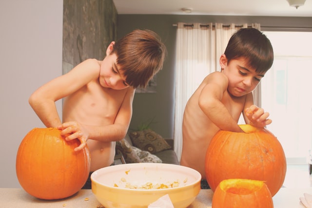 Carving Jack O Lanterns is an activity loved both, by kids and adults.