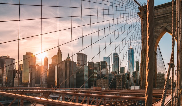Casey Neistat's least favorite thing about New York City is the Noise pollution.