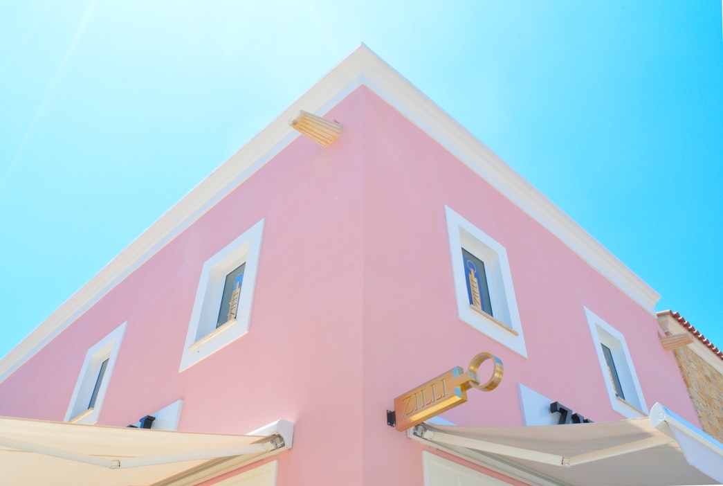 These color quotes about pink are fun.
