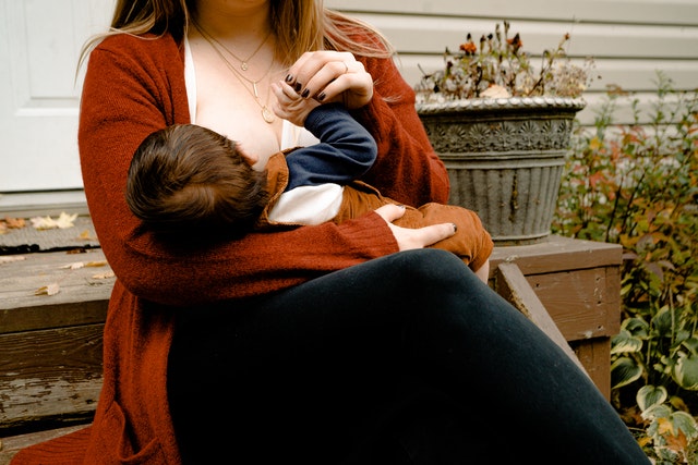 Newborns should be fed on demand.