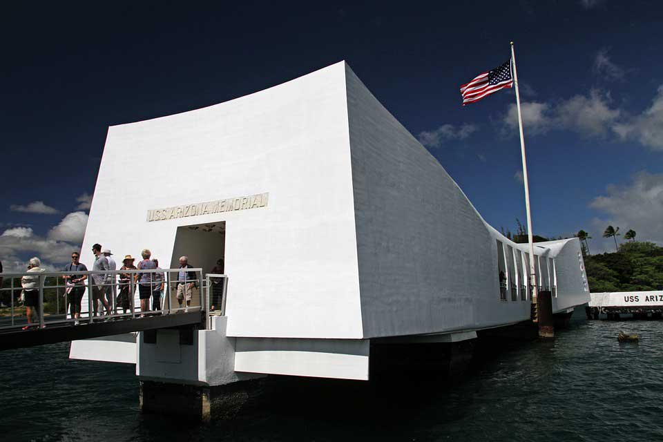 The attack on Pearl Harbor shook the USA.