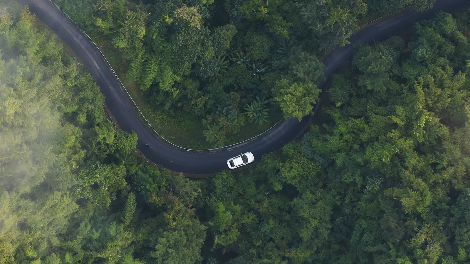 Best and Worst Things About Driving an Electric Car GreenCars