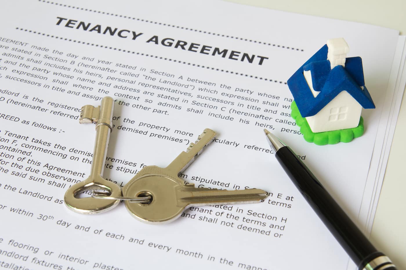 Can tenants stay at rental property after lease expires