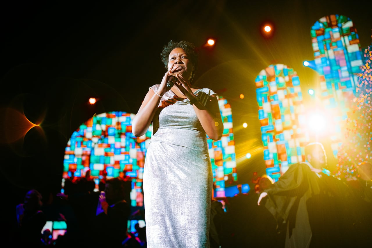 Singing Christmas Tree Bellevue Baptist Church