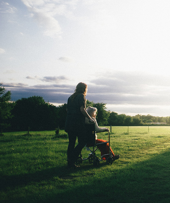 Recognizing Nursing Home Red Flags Before Making Your Choice