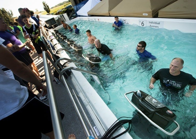 งานแข่งวิ่งสุดแปลก Hydroworx Underwater Marathon วิ่งในลู่ใต้น้ำ - วิ่งไหนกัน ปั่นไหนดี