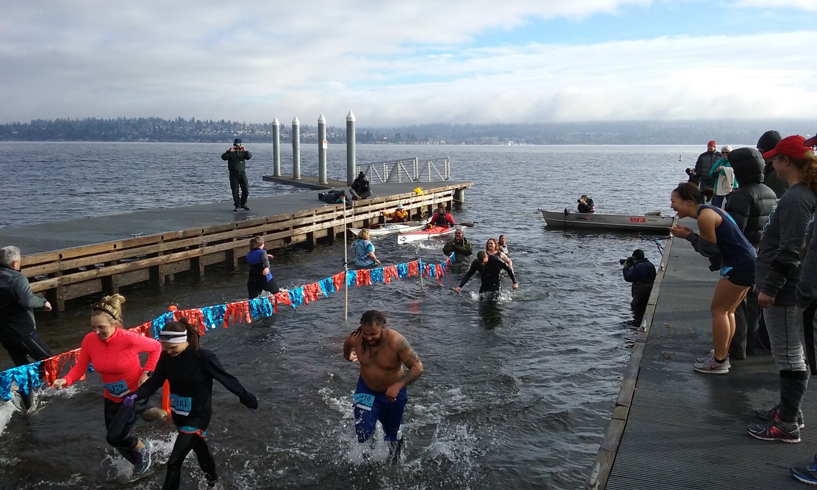 2017 Resolution Run 5K & Polar Bear Dive: Happy to run dry and watch others take the plunge | Monte's running commentary