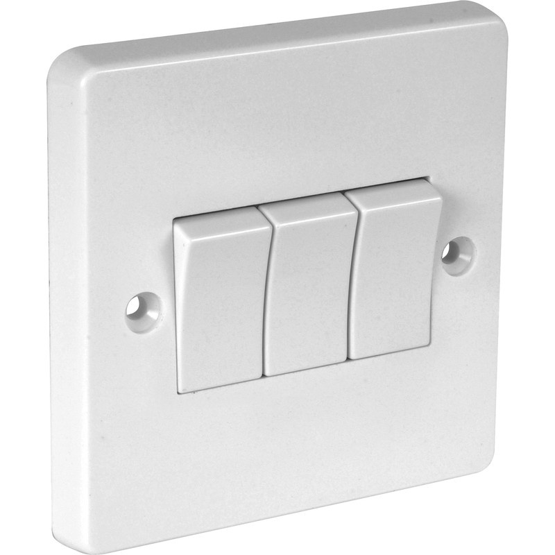HQE 3 Gang Switch
