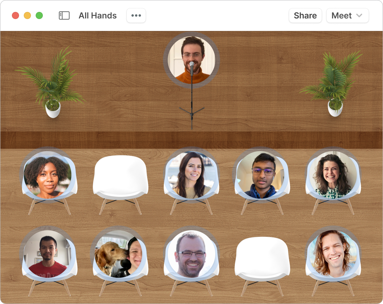 An all hands auditorium in Teamflow.