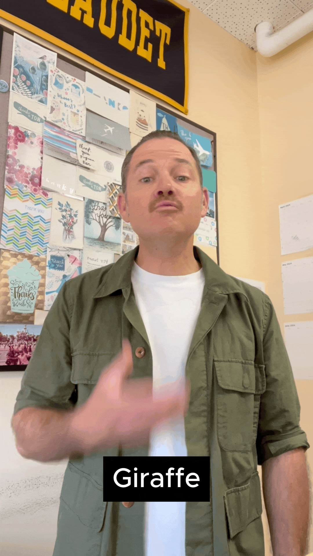 How to sign giraffe in sign language