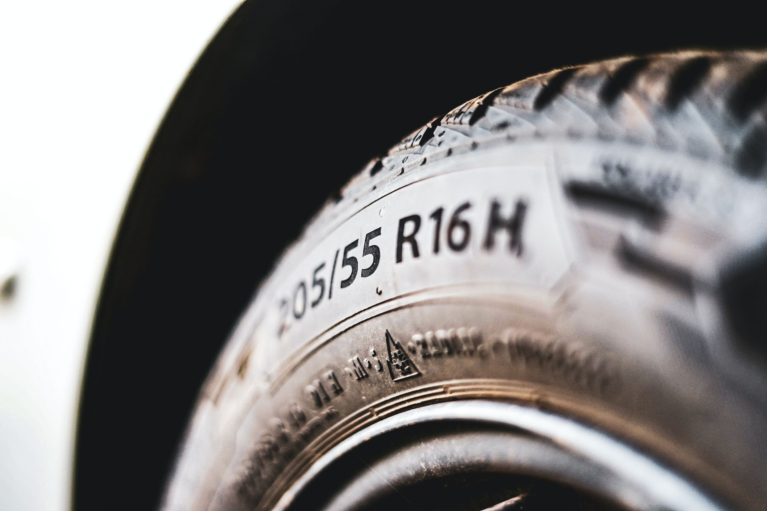 5 Signs You Need New Tires Greenville NC Pugh's Tire and Service Centers