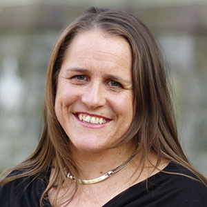 14 – Stranger than Fiction with Claire Wardle