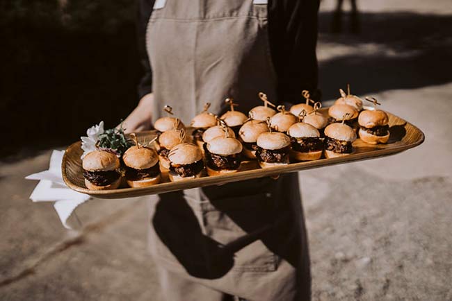 Canape mini burgers