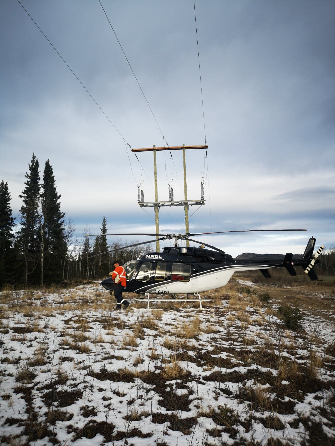 Capital Helicopters Powerline Support