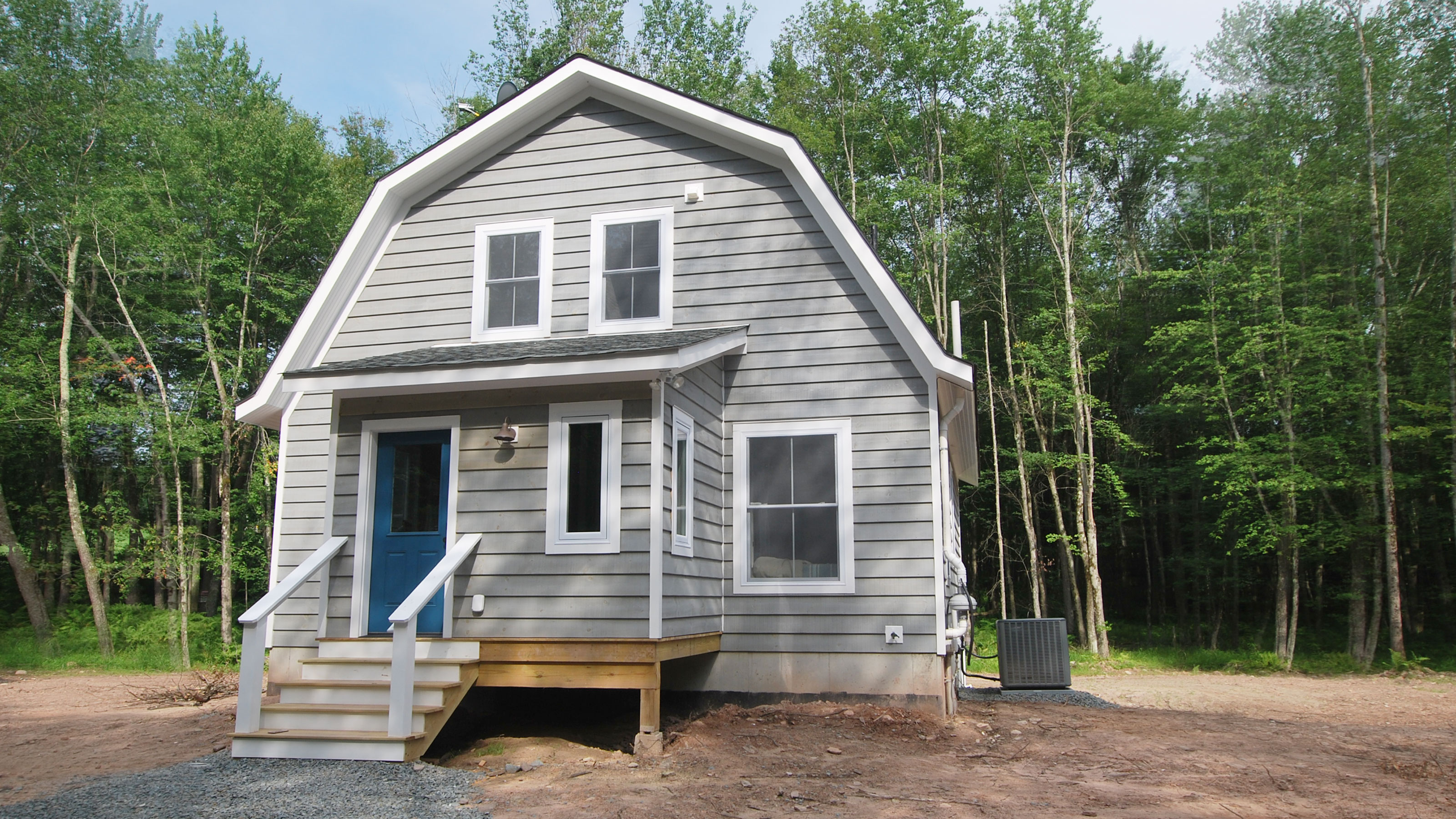 Barn 16 / Swan Lake, NY Real Estate / Catskill Farms