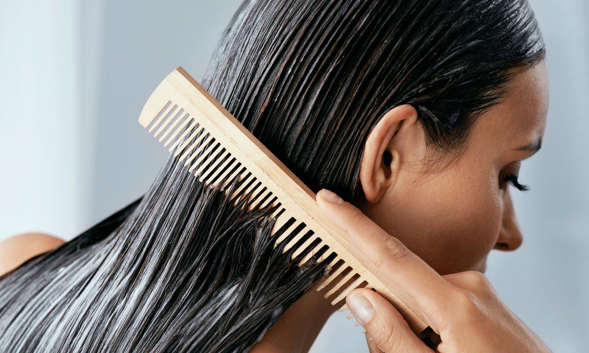 Experiencing Hair Breakage at the Crown? Here's Why Software