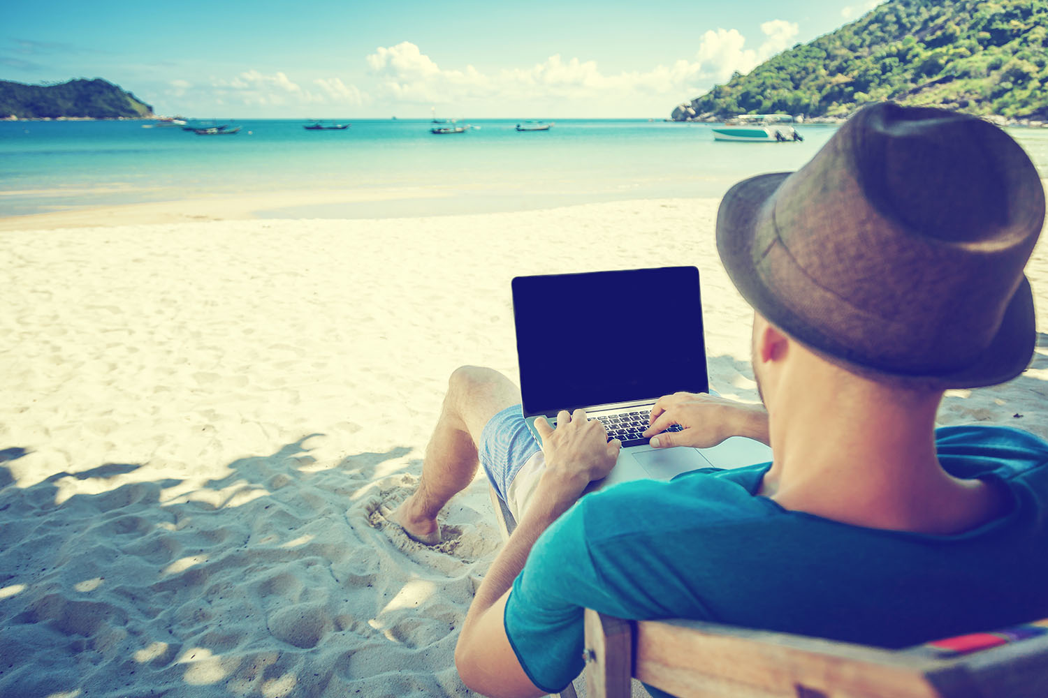 Trabajar en verano cómo conseguir ir feliz a la oficina Trabajar en verano cómo conseguir ir feliz a la oficina