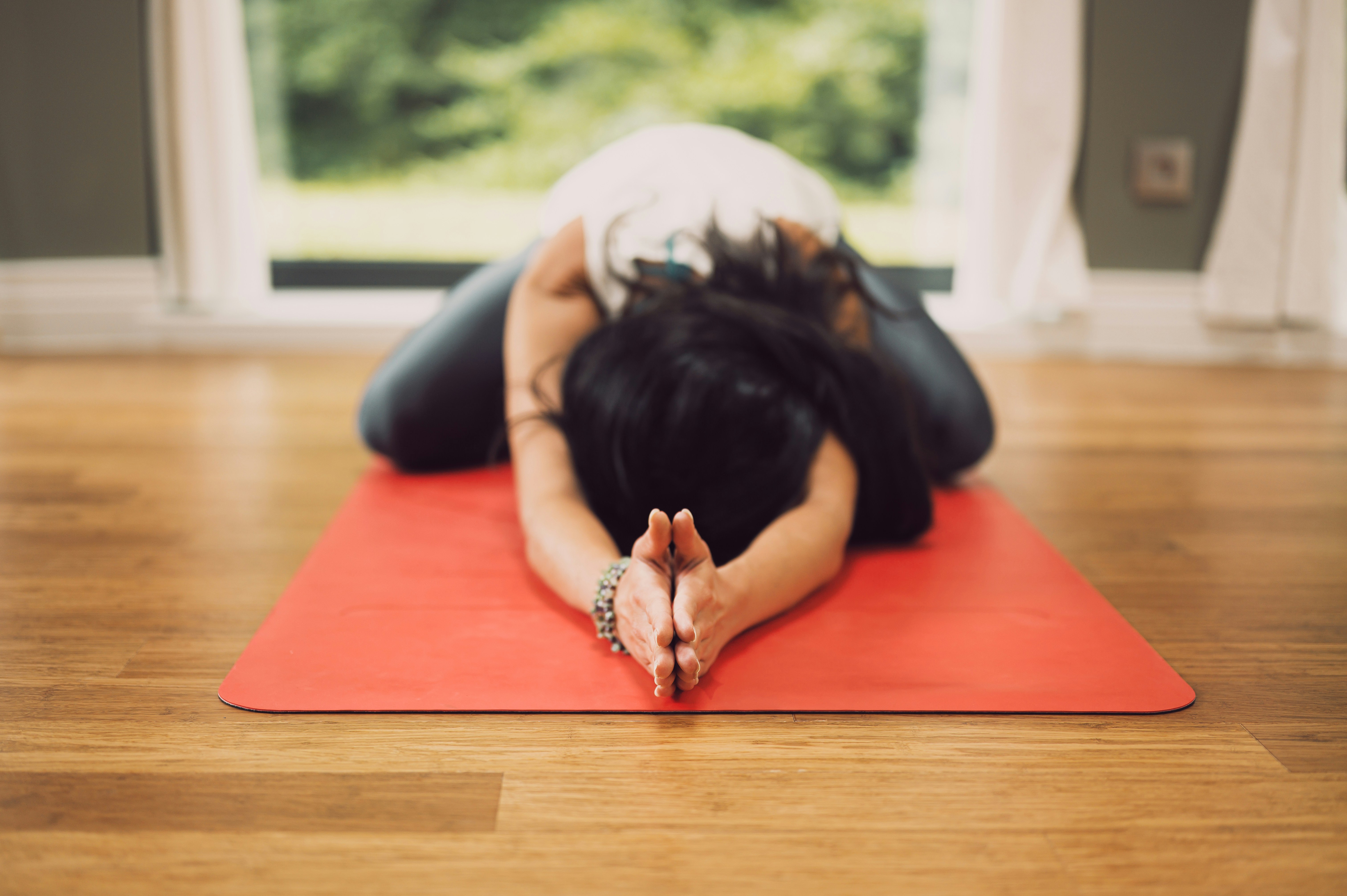 Discover the Joys of Beginner Yoga Classes Near You!