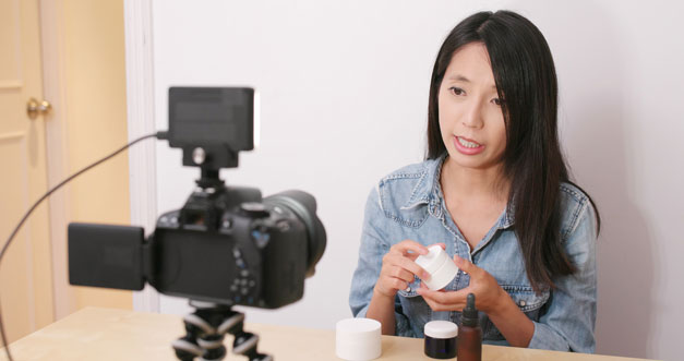 Presenting your items in eBay product videos to make more sales