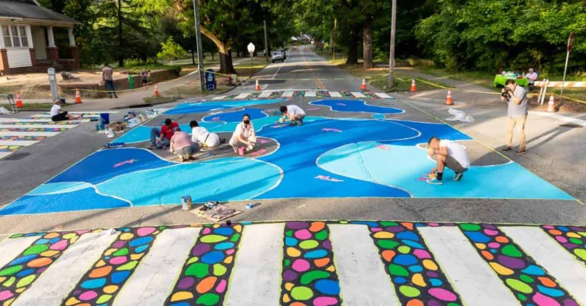 Artists Are Painting Streets To Make Them Safer... And It's Working
