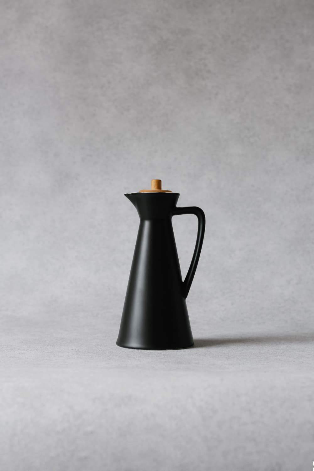 Ceramic Oil & Vinegar Jug in Black  