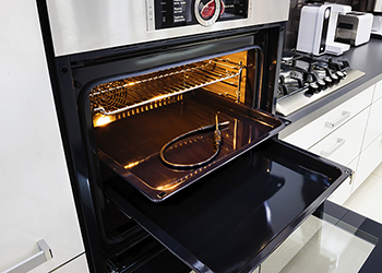 A sparkling clean oven - Ovenu South Perth - Oven Detailing