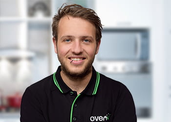 Daniel from Ovenu Canning Vale - Oven Detailing