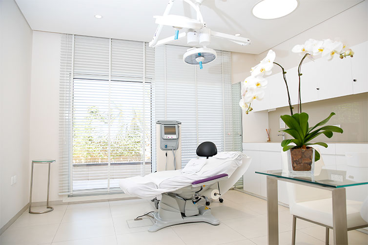 Dermatology & Aesthetic Clinic in Dubai Lucia Clinic