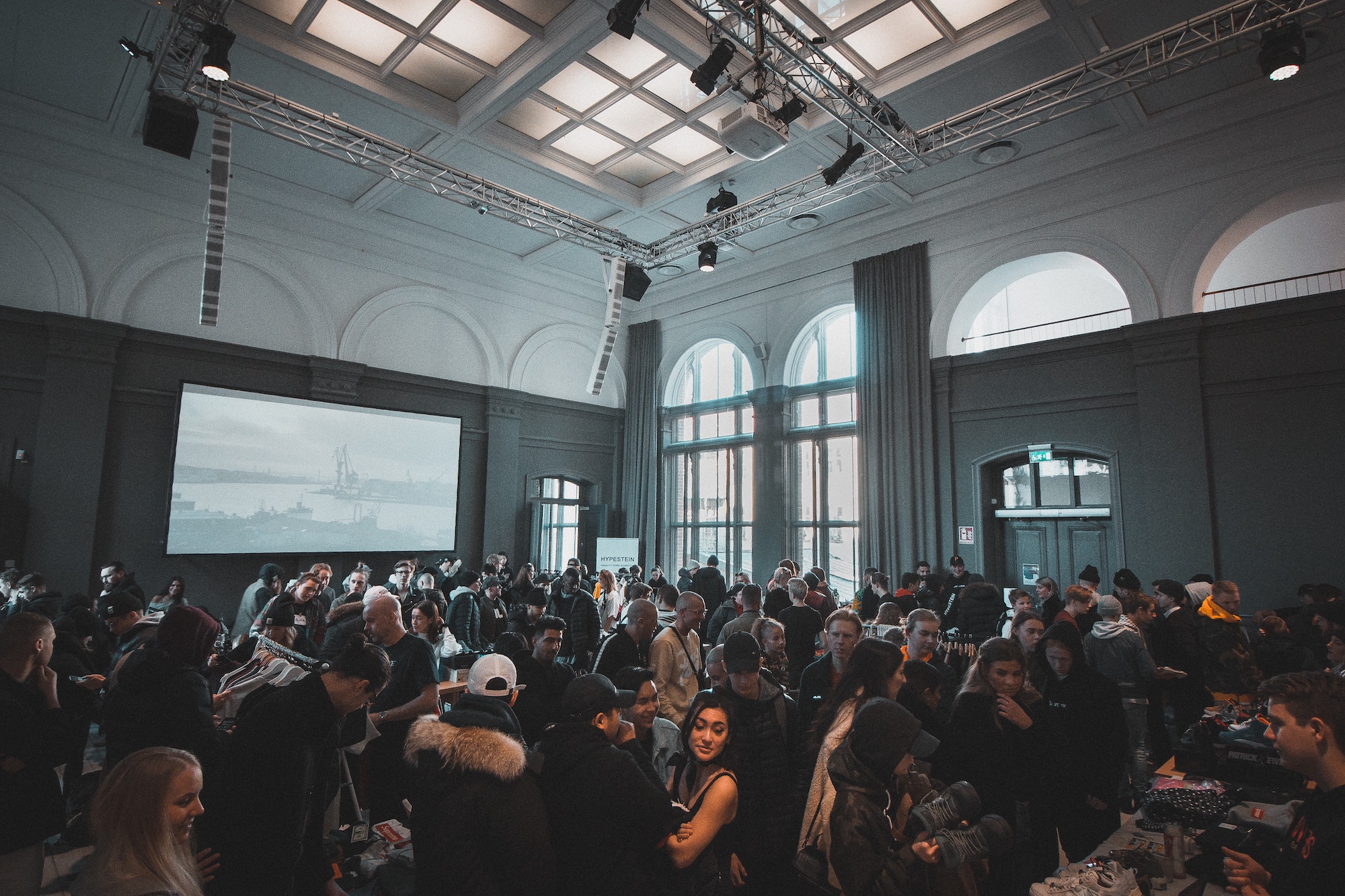Hosting Influencer Events The Dos And Don ts Pixlee TurnTo Blog