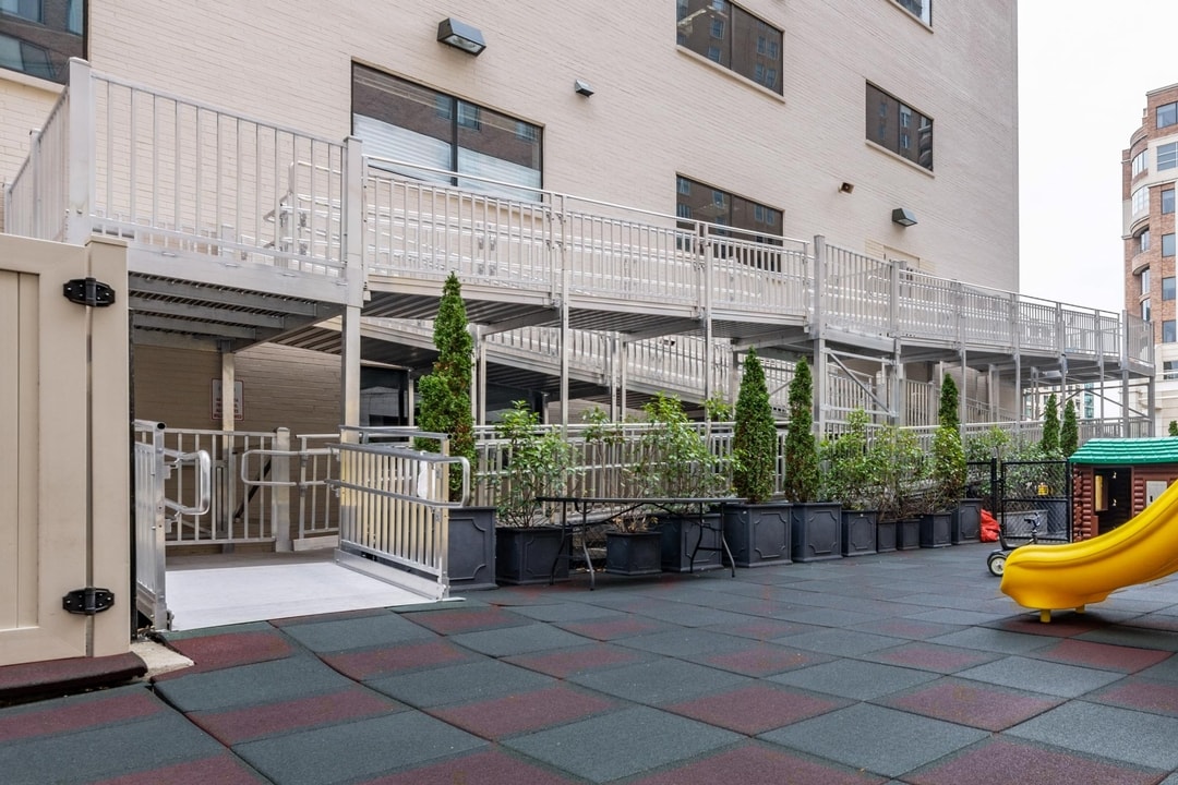 Multi Story Ramps | EZ Access