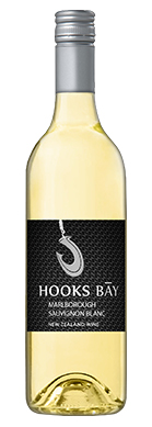 Hooks Bāy front view of Sauvignon Blanc wine bottle with front label