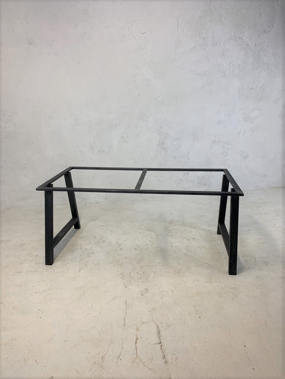 Pied de table de repas tréteau