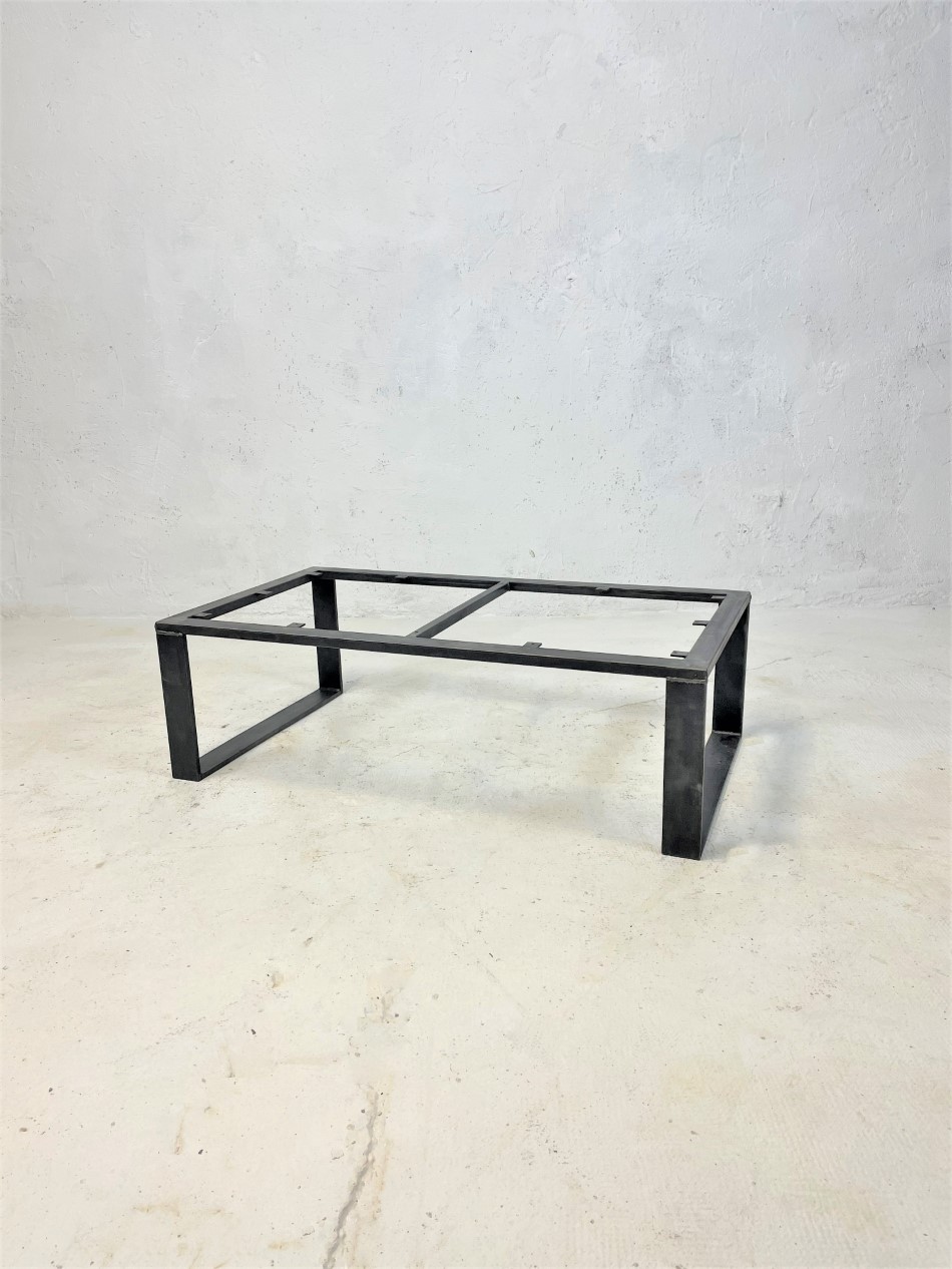 Pied de table basse raidisseur